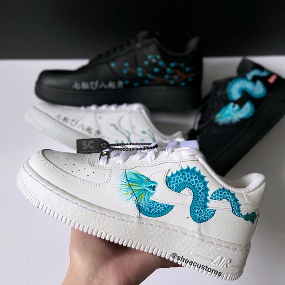 CUSTOM SHOES👟PRICES VARY - Picture 5 of 5